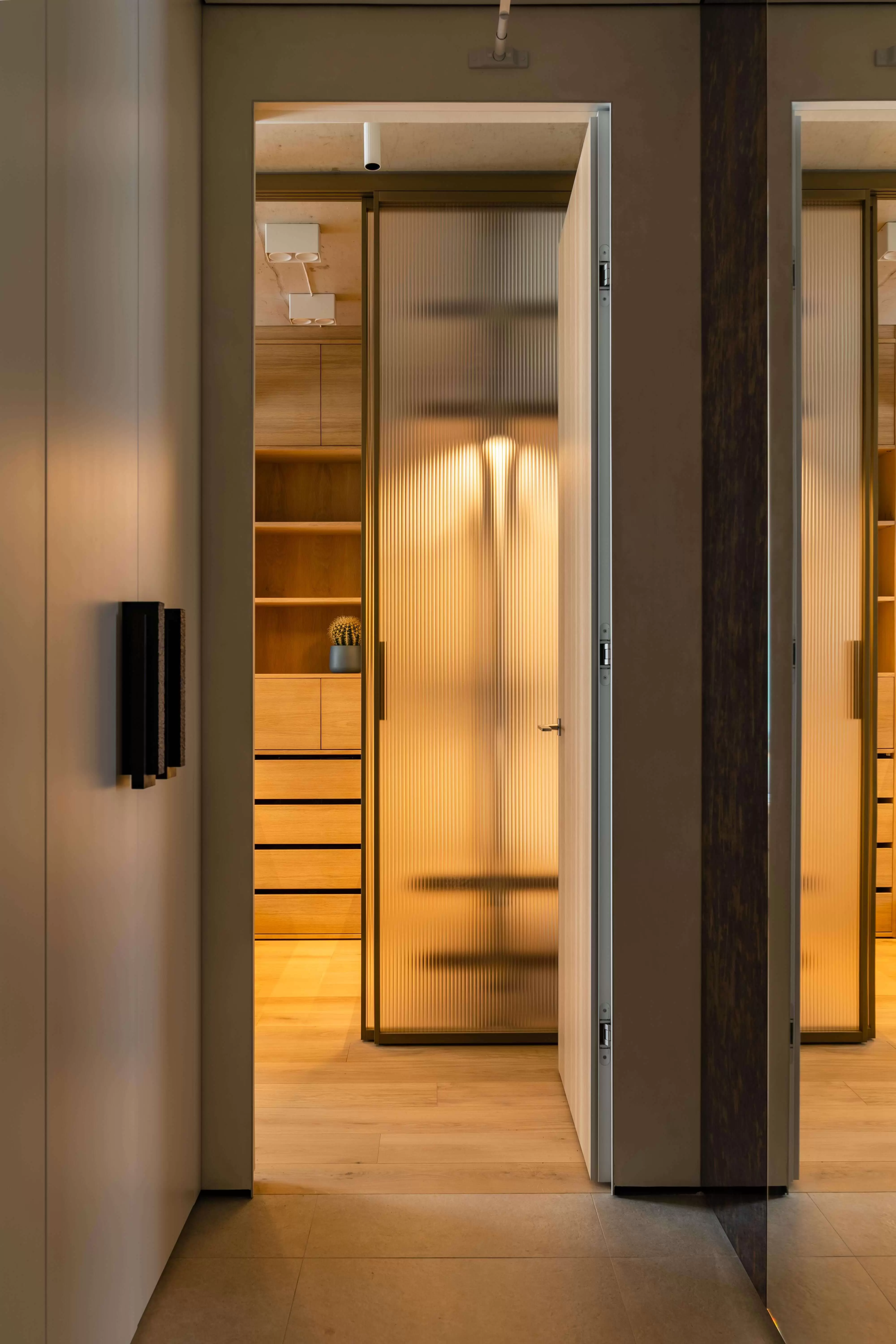 kvartira-dlya-dizaynera-14