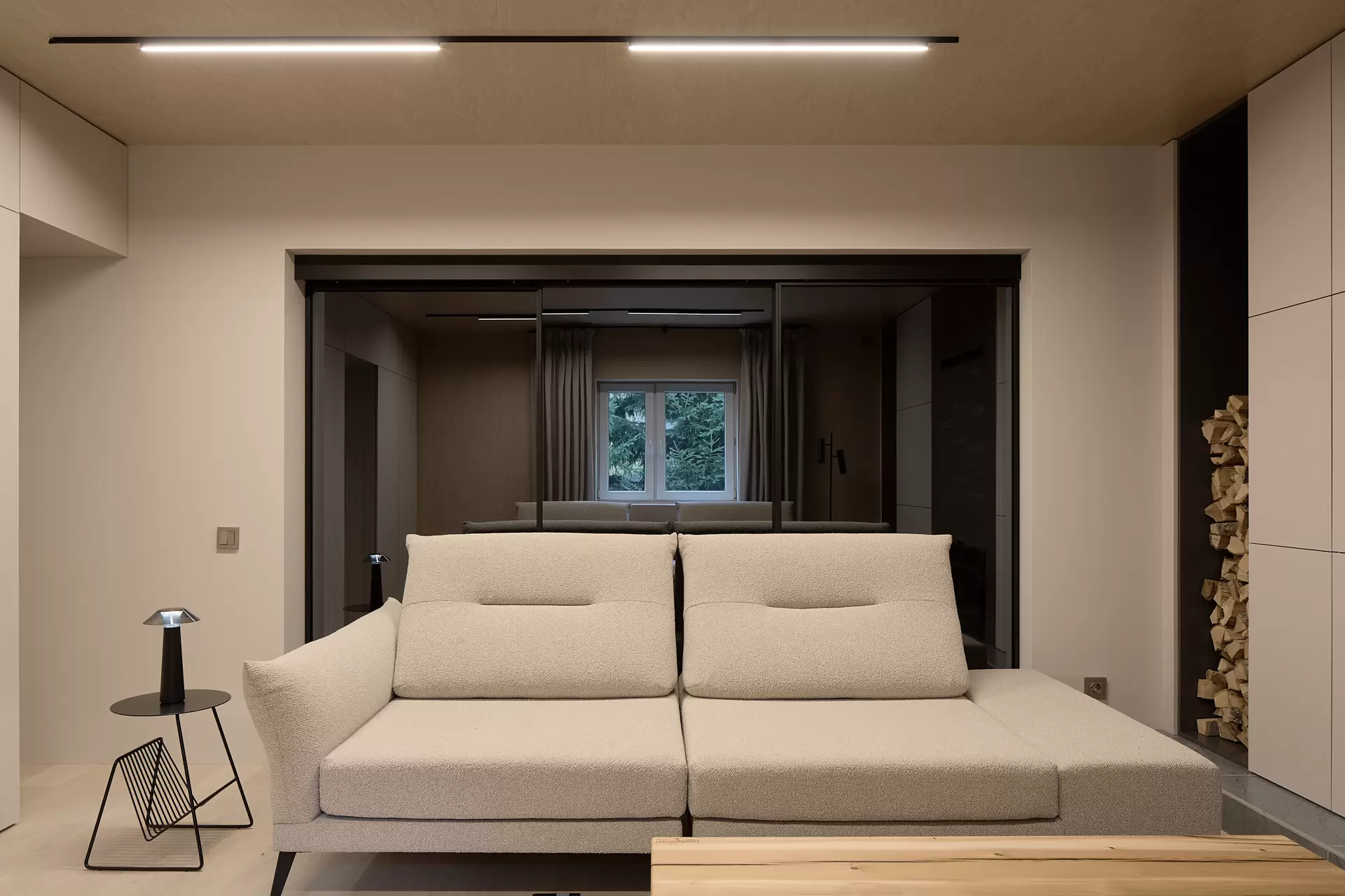 poeticheskaya-gostinaya-13