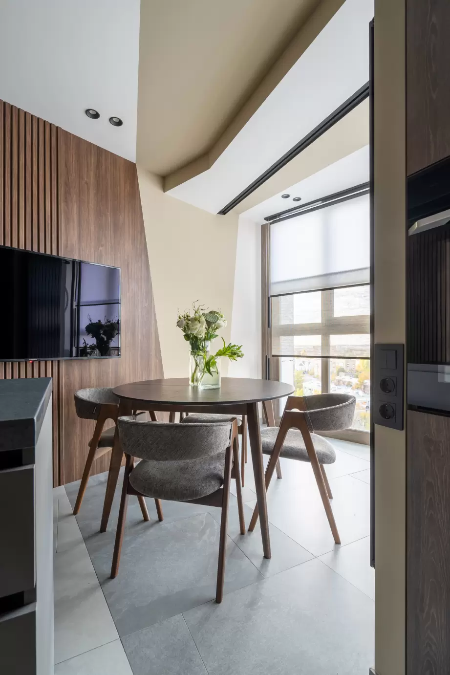 pyatiugolnaya-kukhnya-6